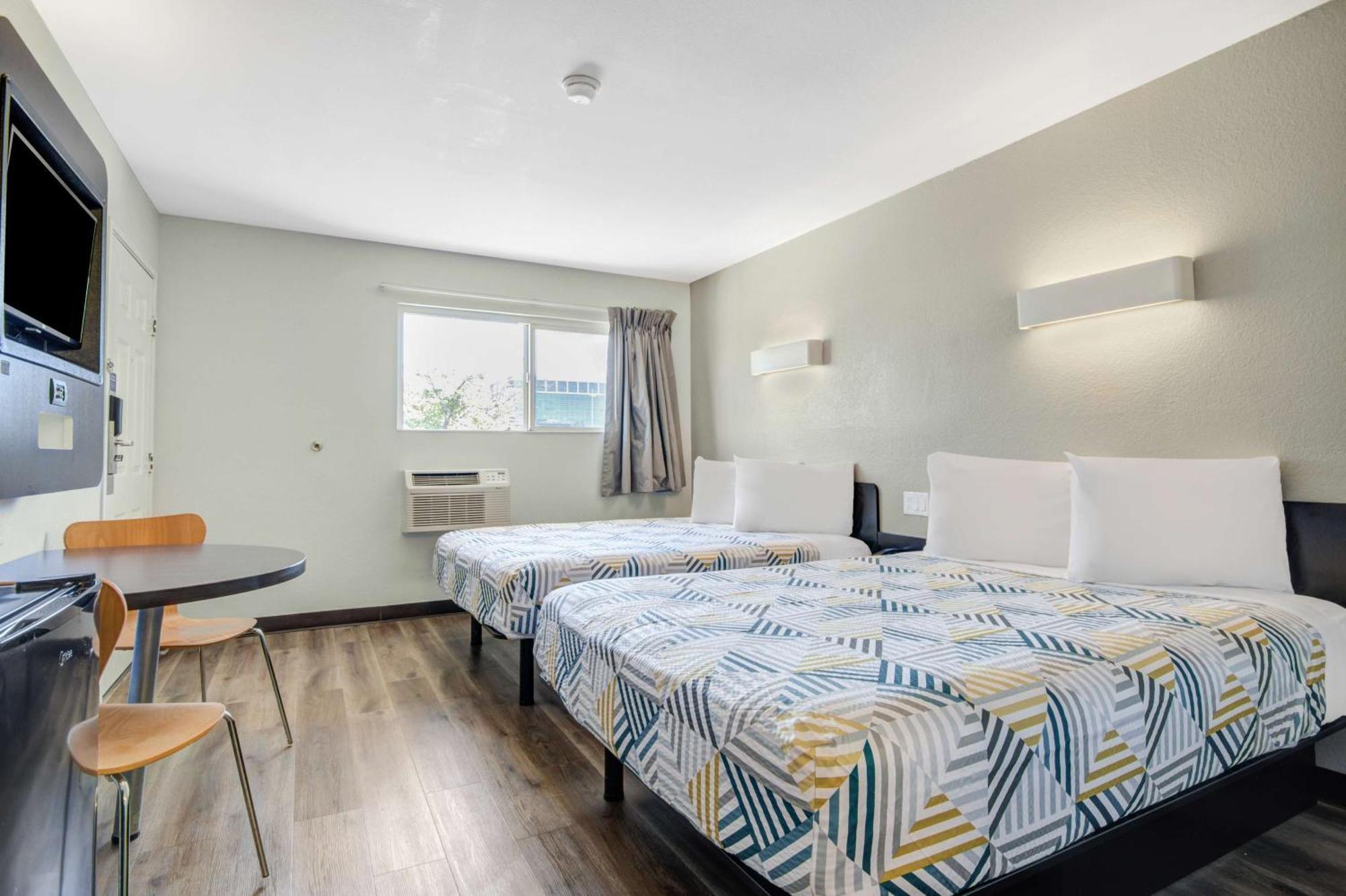 Motel 6-San Jose, Ca - Airport Bagian luar foto