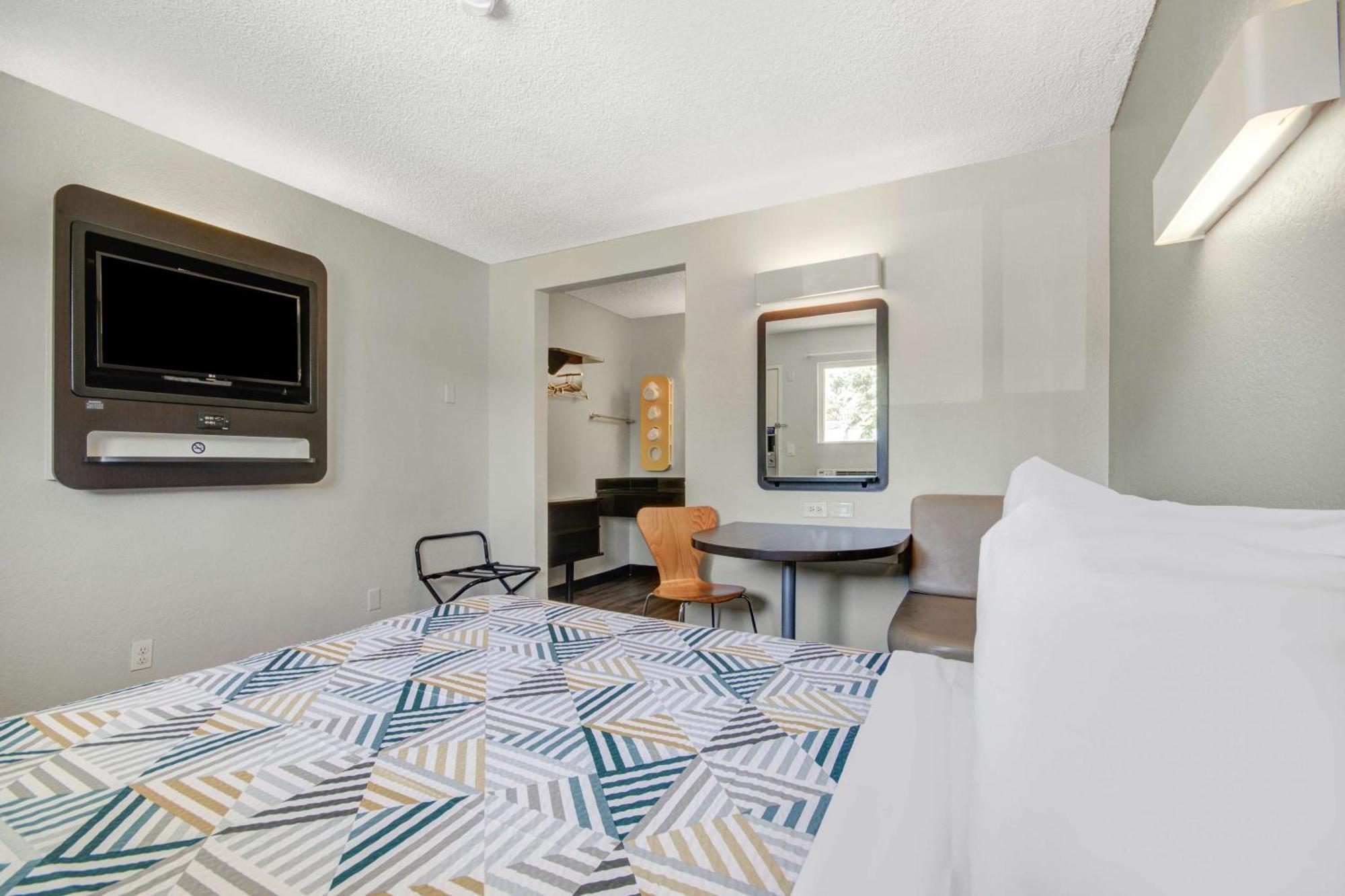 Motel 6-San Jose, Ca - Airport Bagian luar foto