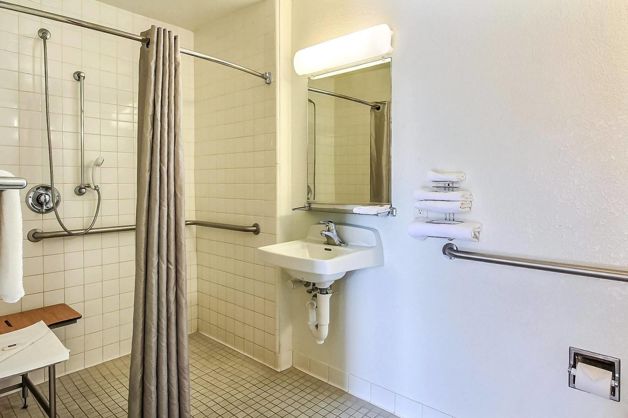 Motel 6-San Jose, Ca - Airport Bagian luar foto