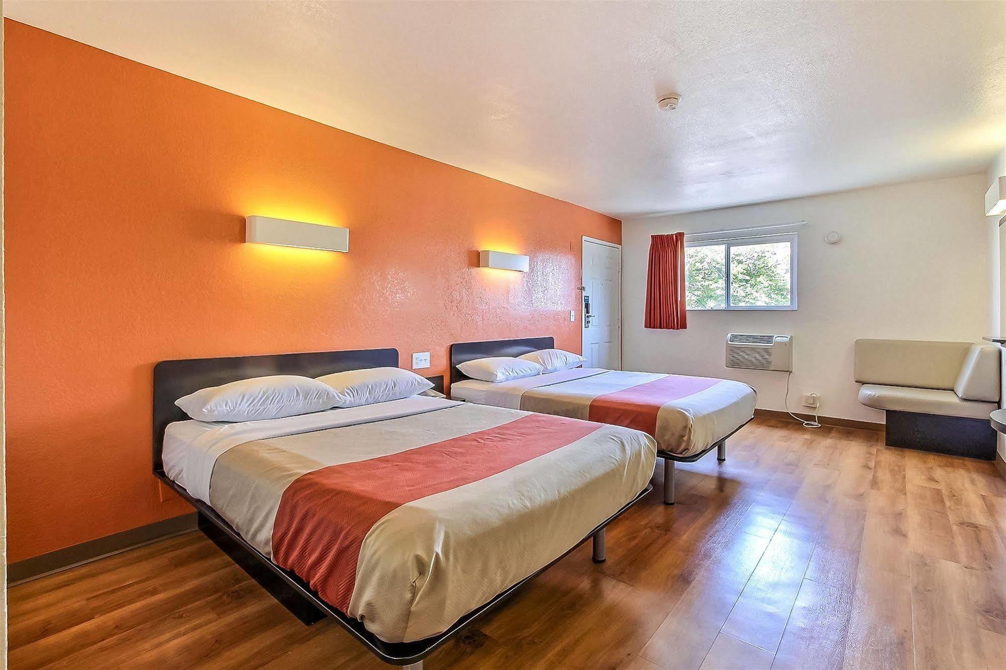 Motel 6-San Jose, Ca - Airport Bagian luar foto